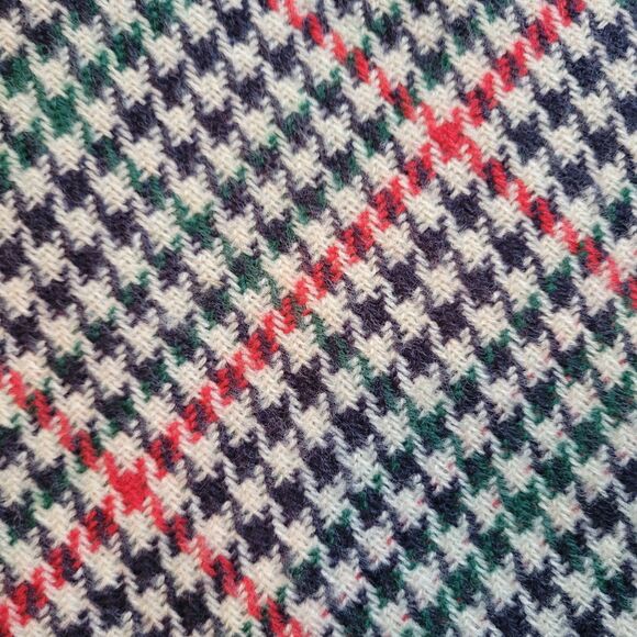 NEW Women's Large Reversible Scarf - Picture 2 of 3